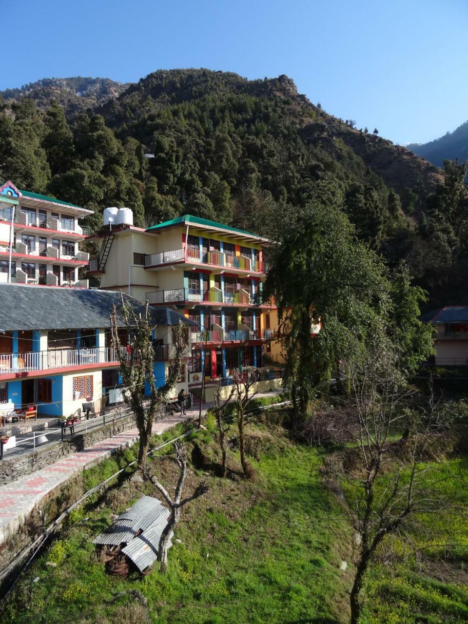 نزل ماكليود غانجفي La Vaca India Mcleodganj المظهر الخارجي الصورة